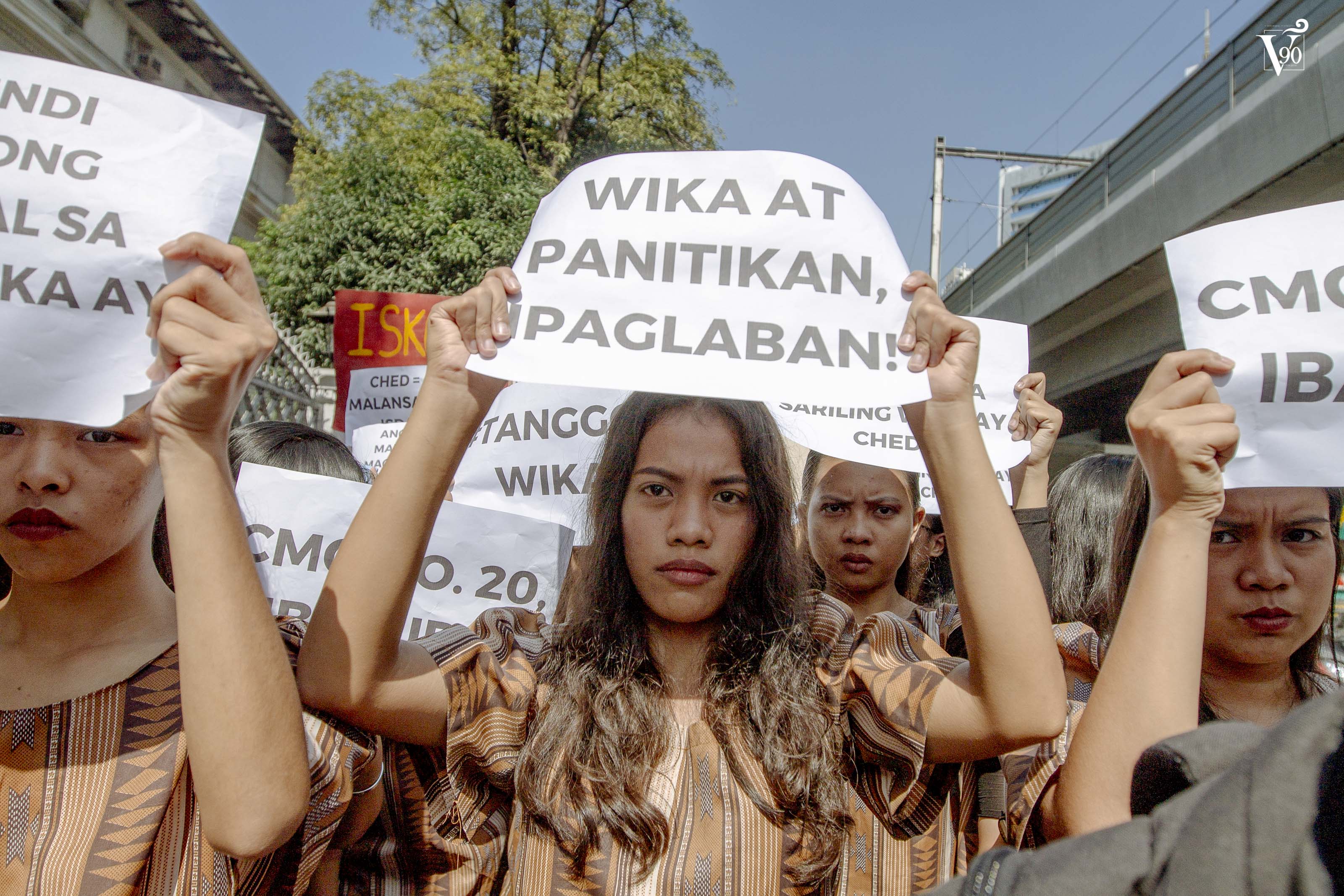 Pagtanggal sa Filipino, Panitikan sa kolehiyo, mariing tinutulan | The